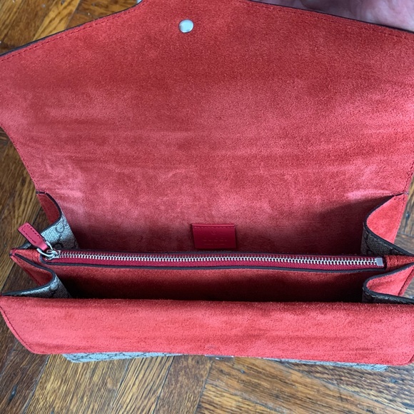 Gucci Dionysus Shoulder Bag - Picture 4 of 7